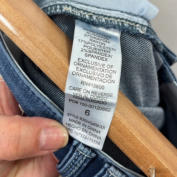 Democracy Ab Technology Jeans Straight leg size 6 High Rise Raw‎ hemline - Picture 5 of 11